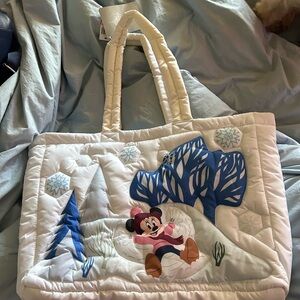 Disney Minnie Mouse Winter Tote Bag